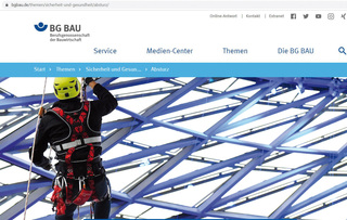 Die Webseite der BG BAU bietet alle Informationen zum Thema Absturzsicherheit.