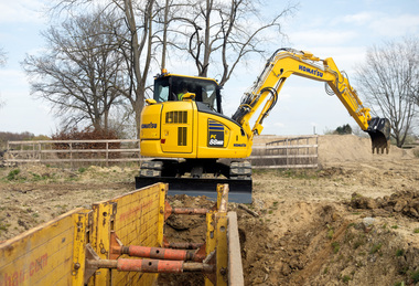 Komatsu pr?sentiert den PC88MR-11 Kompaktbagger auf der bauma 2022.