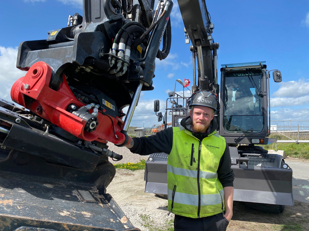 Jonny Lindblom und sein mit Technik von Rototilt ausgestatteter Volvo-Bagger.