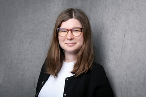  Abschied nach fünf Jahren THIS: Sarah Render wechselt den Schreibtisch, aber nicht die Branche – Team THIS wünscht alles Gute im neuen Job. 