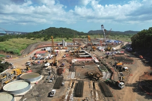  Um einen Starter-schacht für die Tunnelbohrmaschine herzustellen, führt Bauer Panama umfangreiche Schlitzwand- und HDI-Arbeiten aus. 