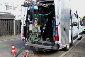  Das Pi.Tron-Reparaturverfahren mit modernen Fräs- und Spachtelrobotoren ermöglicht eine gezielte Vorbereitung und Reparatur der Kanalabschnitte, insbesondere bei komplexen Strukturen  