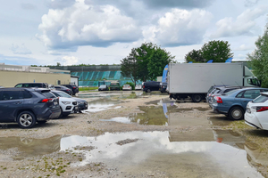  Der regelmäßig überflutete Parkplatz der Olympia-Schießanlage in Garching bei München wurde im Frühjahr 2023 saniert und mit einer unterirdischen Rigofill inspect Versickerungsanlage und SediPipe level Regenwasserreinigungsanlagen von Fränkische ausgestattet 