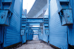  Der E+S Linearverbau von Terra Infrastructure bietet als einschienige oder gestufte Variante eine Vielzahl von Einsatzmöglichkeiten im Grabenverbau. 
