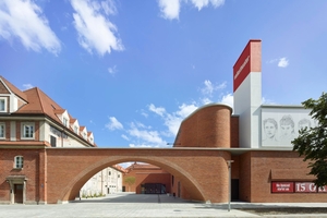  Referenz: Erfolgreich abgeschlossenes Projekt Volkstheater. Im Rahmen der Digitalisierungsstrategie möchte das Unternehmen das Wissen der Mitarbeitenden zentralisieren und so wertschöpfender und leistungsfähiger für den Kunden agieren  
