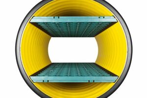  Querschnitt der SediPipe 800 plus von FRÄNKISCHE. Die oberen und unteren Strömungstrenner sorgen für eine effiziente Regenwasserbehandlung auch bei Havarien. 