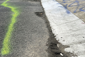  Die besondere Struktur mit Rampen und Übergängen zwischen verschiedenen Materialien wie Asphalt und Metall stellte eine technische Herausforderung dar 