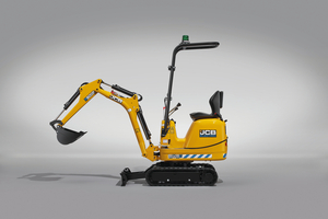  Der neue Mikrobagger 8008E CTS: JCB Mikrobagger mit neuem Antrieb. Nach dem 19 C1E bietet der englische Hersteller jetzt auch einen Bagger unter 1,0 t Eigengewicht in elektrischer Variante an 