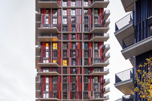  Das monochrom-rote Hochhaus Cascades Two 
