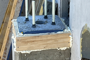  Schöck Sconnex Typ P kommt an Stützenköpfen zur punktuellen Lastabtragung zum Einsatz 