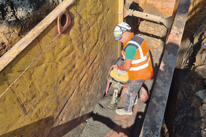  Fachgerechte Verdichtung der Rohrleitungszone 