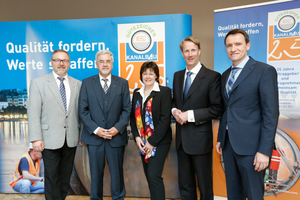  Uwe Neuschäfer, Rudolf Feickert, Ingrid Hansen, Ulf Michel und Marco Künster (v. li.). 