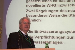  Redete in Lindau Klartext zum neuen Wasserrecht: Moderator und Referent Prof. Max DohmannFotos: JT-elektronik 