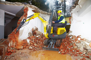  Der Wacker Neuson Minibagger 803 im Einsatz 