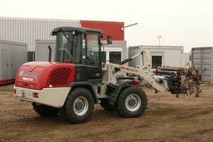  Die neuen Takeuchi-Radlader mit 3,9 bis 5,7 t Gewicht wie der TW9 werden für den Takeuchi-Importeur W. Schäfer Baumaschinen exklusiv von Terex in Deutschland gefertigtFoto: W. Schäfer Baumaschinen 