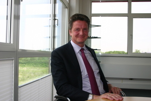  Horst Collin, verantwortlich für die HTI-Gruppe und persönlich haftender Gesellschafter der RHEIN-RUHR COLLIN KG 