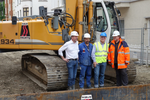  Mit dem Fortschritt der Arbeiten sehr zufrieden: Dipl.-Ing. Theo Heitkamp, Frank Stenert, Dipl.-Ing. Wilhelm Heß und Dipl.-Ing. Michael Haver. 