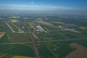  Aus der Luft: Der Flughafen Leipzig/Halle setzt seit dem Bau der Start- und Landebahn Süd auf die Enterprise Content Management-Software forcont factory 