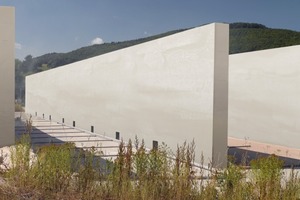  Zum Versuch wurde das Airclean-Pflaster zwischen Canyons eingebaut. So wird die Situation im Städtebau simuliert 