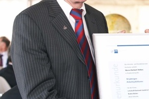  Der scheidende Vertriebsleiter und Jubiliar Herbert Velten (64) 