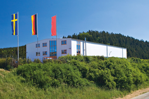  links: Neuer Produktionsstandort in Bad Laasphe bei Siegen. 