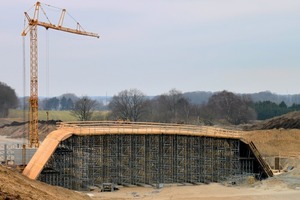  Der Großteil der Brücken des süddänischen ÖPP-Autobahnprojekts Kliplev - Sønderborg basiert auf einem einfachen Rahmenbrückenkonzept 