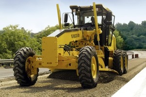  In Shippensburg in Pennsylvania fertigt Volvo CE seine sieben Gradermodelle mit 15,8 bis 22,1 t Gewicht; kleinster ist der 8,9 m lange G930 mit „Shuttle-Shift“-WendeschaltungFoto: Volvo CE 