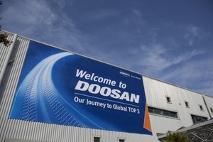  Doosan Infracore hat offiziell ein neues Werk in Gunsan in der Provinz Jeonbuk (Südkorea) eröffnet, in dem die größten Bagger- und Radladermodelle des Unternehmens produziert werden sollenFoto: Doosan 