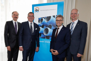  Dipl.-Ing. (FH) Manfred Vogelbacher, Dipl.-Ing. (FH) Fritz Eckard Lang, Dipl.-Ing. Andreas Burger und Dipl.-Wirtsch.-Ing Dieter Hesselmann (v. l.) fanden bei den Vertretern der Mitgliedsunternehmen des rbv breite Unterstützung für ihre Anträge.  