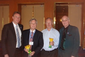  Nach der Entscheidung für Berlin im ISTT Board of Directors Meeting in Toronto 29.3.2009: (v.l.n.r.) Prof. Jens Hölterhoff, Vorstandsvorsitzender GSTT, John G. Hemphill, Executive Director ISTT, Dec Downey, Chairman ISTT, Dr.-Ing Klaus Beyer, Geschäftsführer GSTTFoto: GSTT 