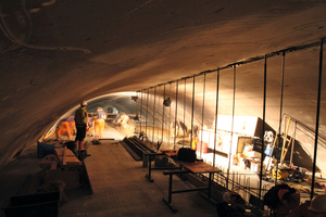  Die neue Betondecke des Michaelstunnels in Baden-Baden wurde unter anderem mit Einzelhängern befestigt, die nur von einem Fischer Highbondanker FHB 20x170C gehalten werden 