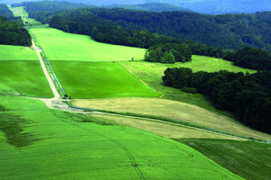  1 Die Wasserversorgung muss während der Sanierung über eine Interimsversorgung erfolgen. Die Sanierung wird in drei Teilabschnitten von je ca. 2000 m Länge durchgeführt 