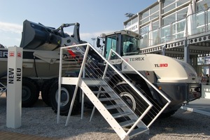  Neu von Terex ist der in Süddeutschland produzierte TL310, mit 144 kW Leistung, 17,6 t Gewicht und 3,1 m³ Schaufelinhalt größter im Laderprogramm des US-Konzerns.Foto: Cohrs 