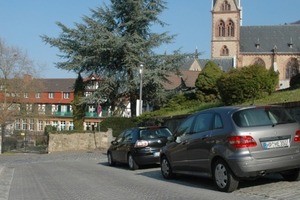  Nachher: Die frisch sanierte Ernst-Ludwig-Straße passt gut ins Stadtbild und ist nun allen Anforderungen gewachsen 