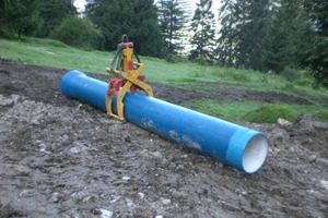  Gekürztes Rohr mit bauseitiger Schweißraupe und Einschwenken der LeitungsendenFotos: Buderus 