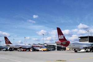  Vorfeld am Leipzig Halle Airport: Der Leipzig/Halle Airport wurde schrittweise zu einem modernen europäischen Flughafen ausgebaut 