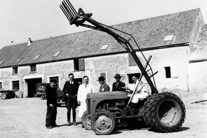  1953: Verkaufsgespräche in Frankreich. 