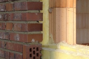  Als Außenwand eines zweischaligen Mauerwerks erhöht Klinker den Wohnkomfort im Gebäudeinneren 