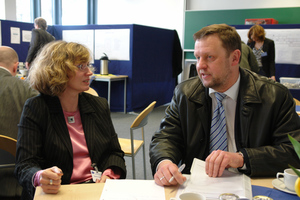  Bettina Friedrichs, FBS und Prof. Dr.-Ing. Thomas Wegener, IRO im Gespräch 