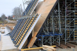  Die Schalungsplanung der Doka-Projektingenieure berücksichtigte von Beginn an die unterschiedlichen Abmessungen der BauwerkeFotos: Doka 