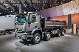  Das neue „Road Efficiency“-Konzept hält Einzug im Arocs – und damit auch in die Bau-LKW. 