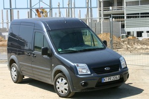  Unser Testfahrzeug: Der Ford Transit Connect mit langem Radstand in der Ausstattungslinie „Trend“ ist ab 18.600 Euro zu haben (zzgl. MwSt.) 