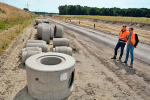  Varianz ist Trumpf: Für den Bauabschnitt Nr. 6 wurden Beton- und Stahlbetonrohre in den Abmessungen DN 300 bis DN 1400 jeweils mit und ohne Fuß, dazu zahlreiche Schächte, Unterteile und Rahmen geliefert.  