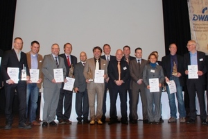  Die Preisempfänger der 4 GSTT-Awards und Vertreter der beteiligten Unternehmen in DortmundFotos: GSTT 