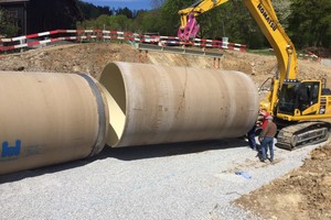  Die Trinkwasserbehälter von Hobas werden zur Montage in Modulen auf die Baustelle geliefert und dort zusammengesetzt. 