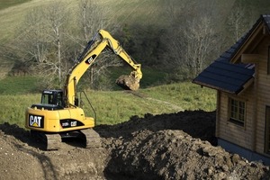  Durch die Erhöhung des Systemdrucks werden vom neuen 14-t-Bagger Cat 312DL verbessertte Zug-, Reiß- und Losbrechkräfte erreicht 