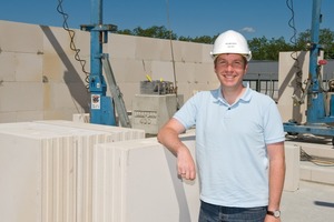  Sven Höltke, technischer Leiter der Bouwfonds Hamburg GmbH entschied sich beim Bau des neuen Wohngebietes in Hamburg Bergedorf für den Einsatz der Produktlinie Silka XL Plus aus dem neuen großformatigen Silka XL Elementbausystem 