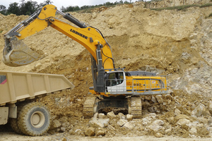  Die „SME“-Raupenbagger von Liebherr sind besonders für Arbeiten im Steinbruch entwickelt. 