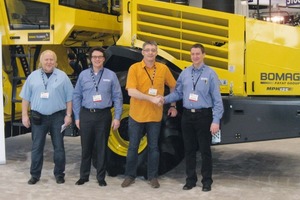  Übergabe eines MPH 125 an die Fa. Meier Bodenstabilisierung auf der Conexpo in Las VegasFotos: Bomag 