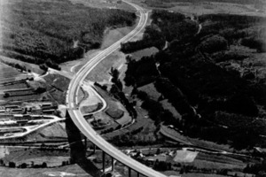  Ende der 1960er Jahre war das Verkehrsaufkommen auf der Sinntal-Brücke noch sehr gering. 